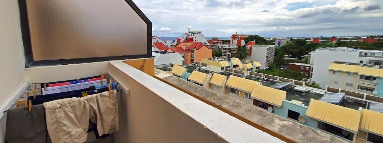 Rooftop - L'Appartement En Haut 圣丹尼斯 外观 照片